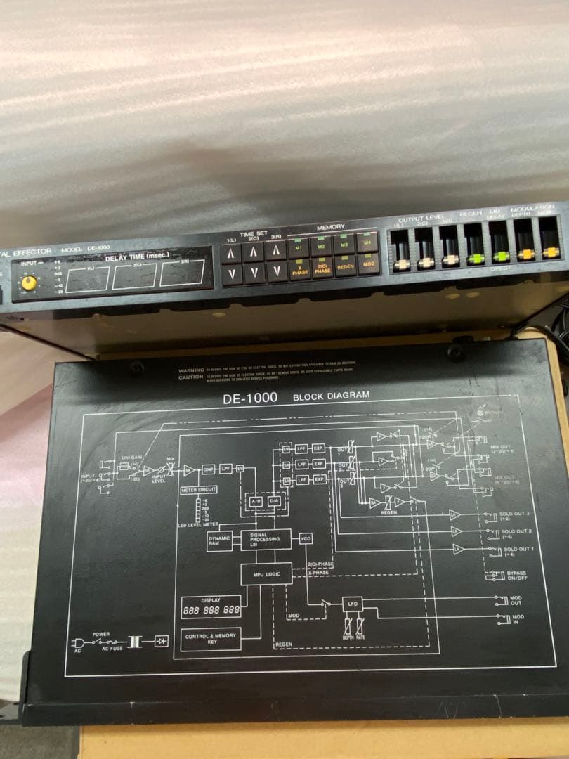 オーディオ　DE-1000 TOA デジタルエフェクタ　2台