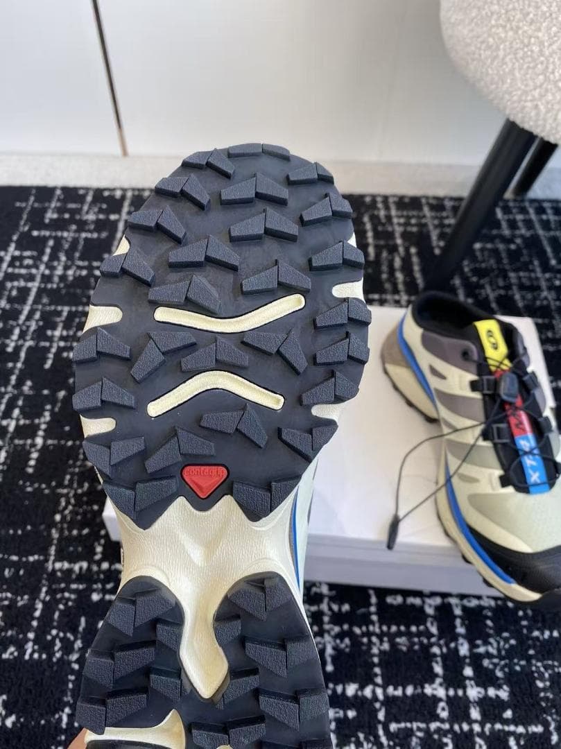 SALOMON XT-4 MULE エムエムシックス