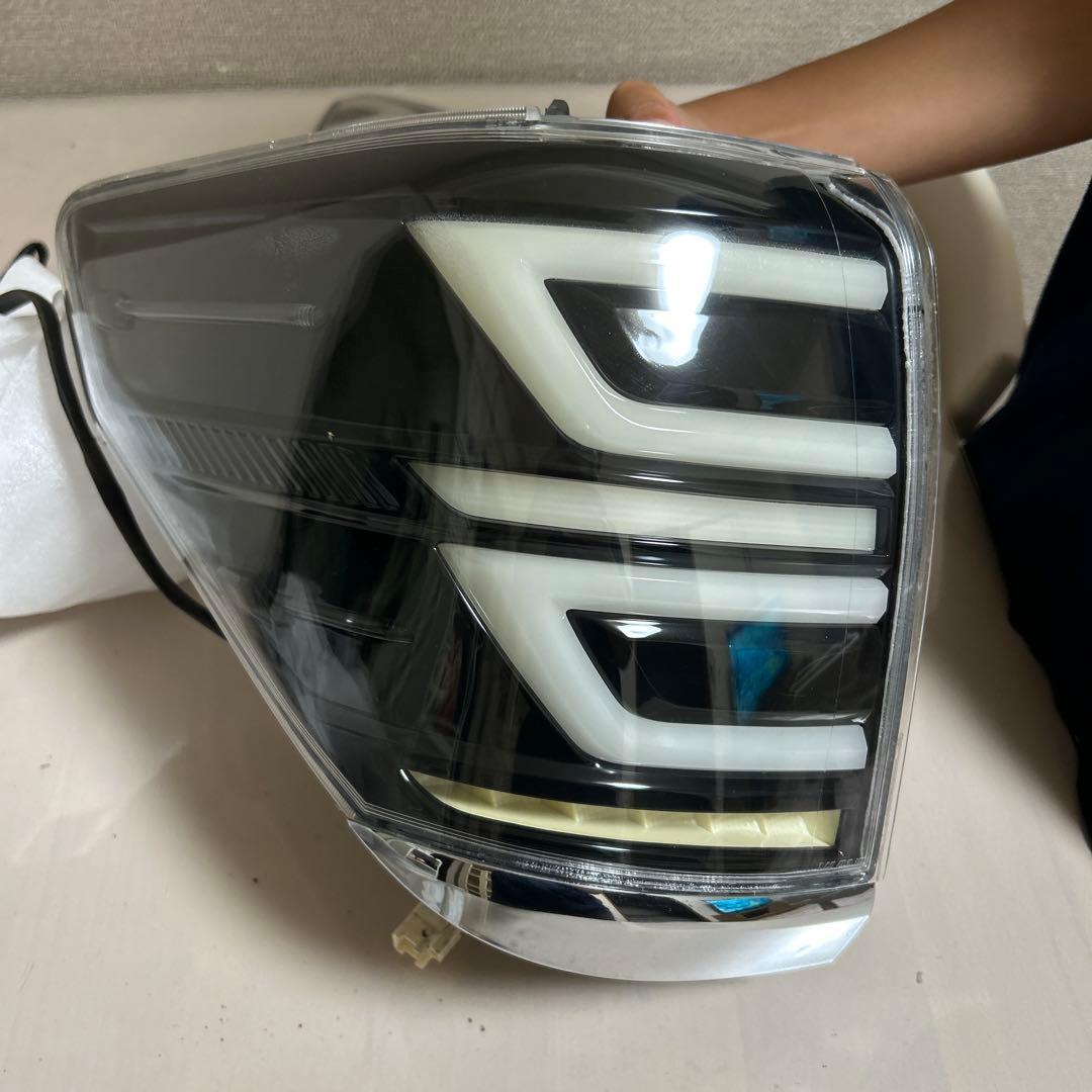 ヴェルファイア　20系 テールランプ LED