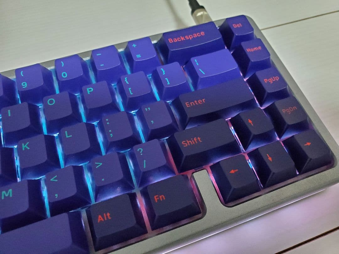 Drop ALT HIGH-PROFILE キーボード 【銀軸】