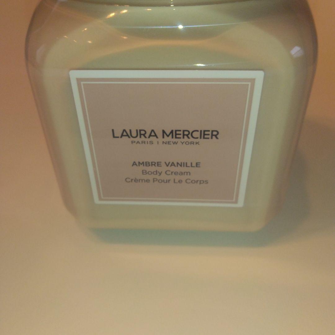 廃盤品　ローラ　メルシエ　ホイップトボディクリーム　アンバーバニラ　300g