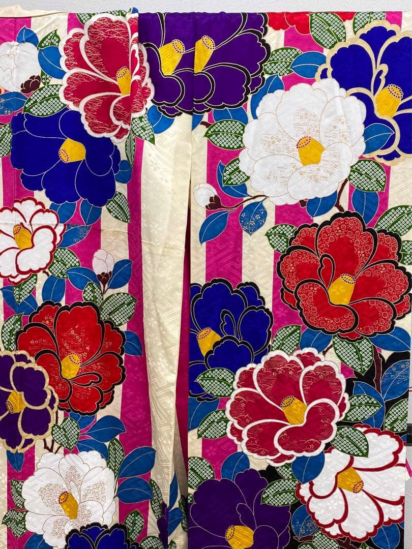 コラボ振袖 AMIAYA×紅一点 金駒 金彩 身丈175cm 身幅ゆったりめ