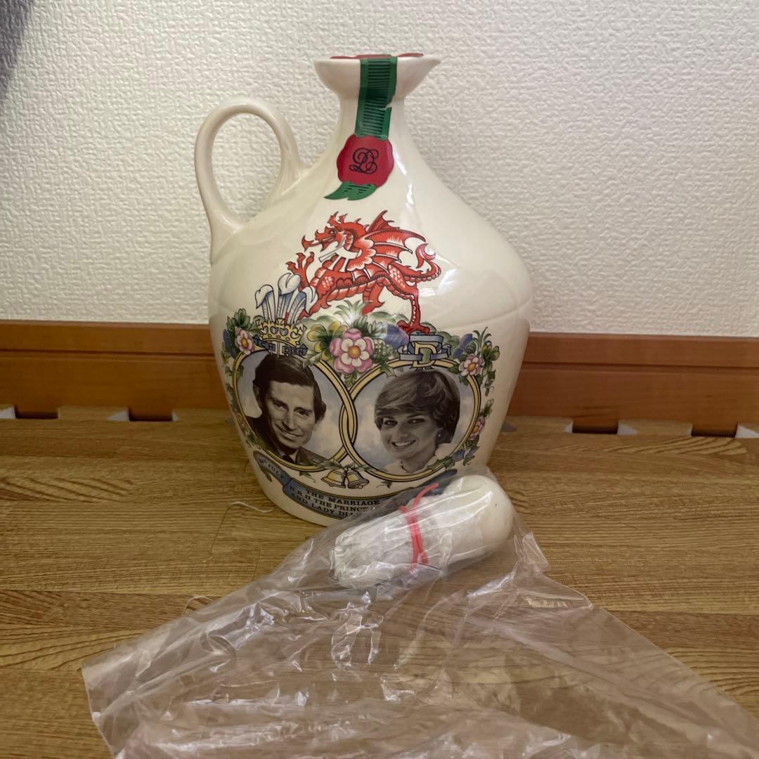 未開栓 ダグラスレイン社製 英国王室 御成婚記念 ハウス・オブ・ピアーズ