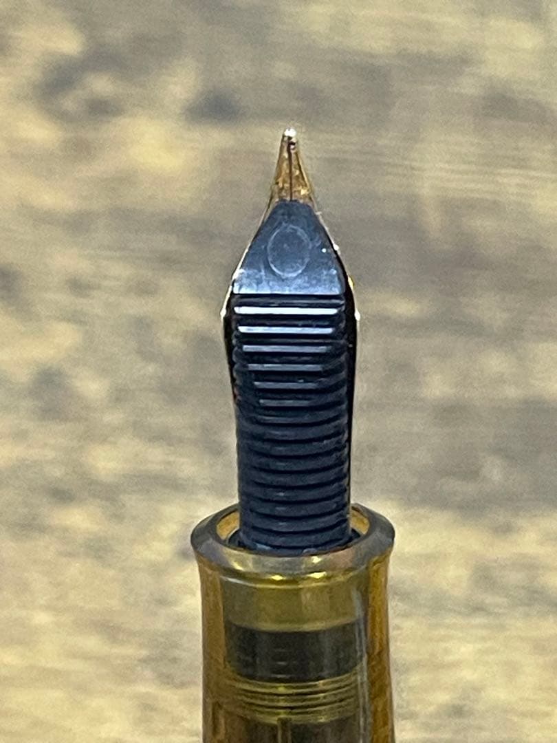 試筆のみ　2014年　特別生産色　万年筆　M200 コニャック　EF 備品付き