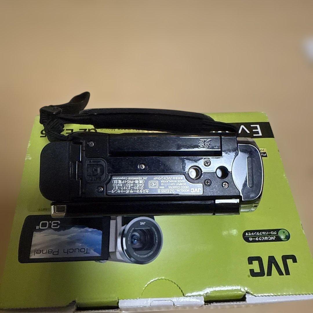 JVC GZ-E265 Everio ビデオカメラ ブラック　ケースバッグ付属