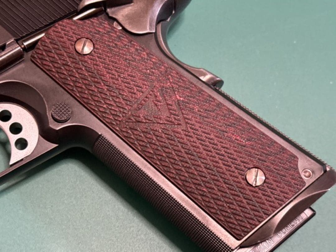 ウエスタンアームズ　LAヴィッカーズカスタム　リアルスチールバージョン美中古品