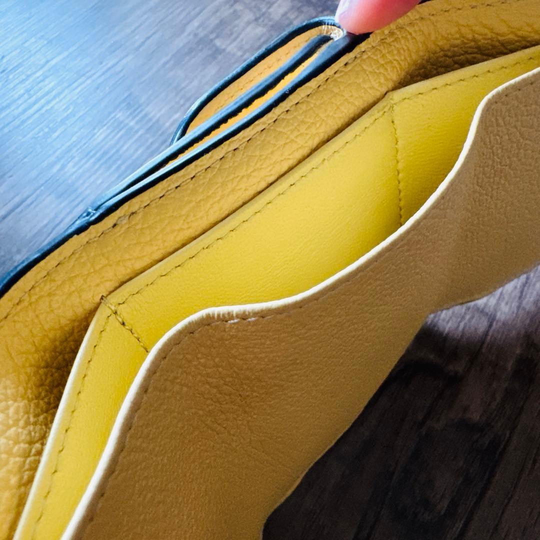 未使用Chloe 財布 ミニ トリフォールド イエロー アルファベット 三つ折り