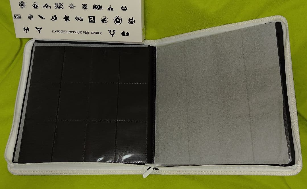 s*a様 MTG Ultra PRO バインダー 30th Anniversar