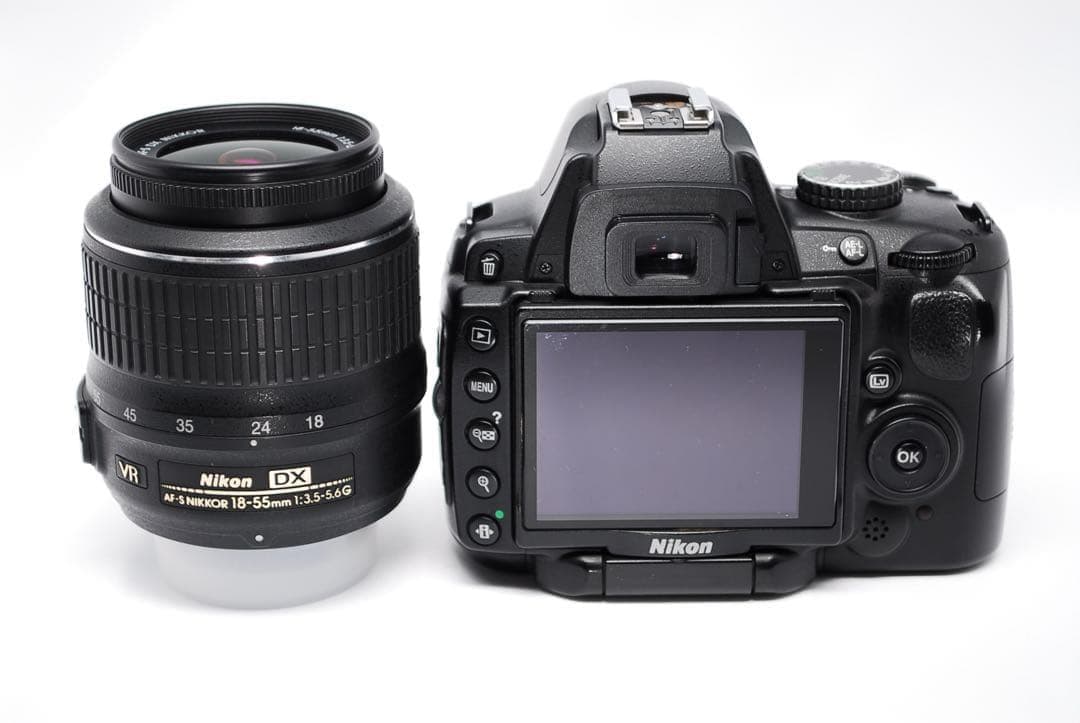 手ぶれ補正レンズ付✨Nikon D5000✨動画撮影可✨一眼レフ✨