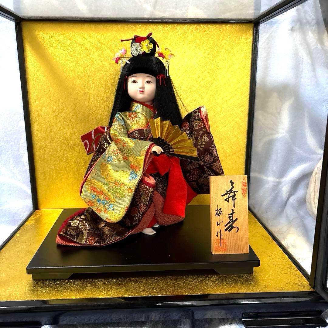 日本人形 市松人形 金扇子 舞踊 台付き 正絹 美少女 御所人形 桜山作