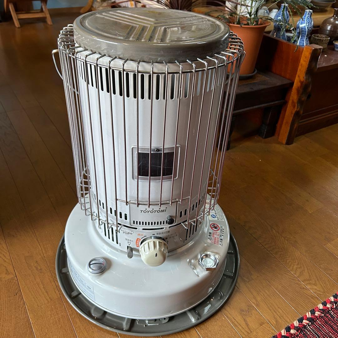 TOYOTOMI 灯油ストーブ　KS-67H22年製　取説付き