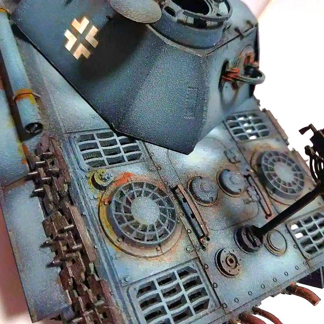 タミヤ　1/35プラモデル ドイツ パンター戦車（追加装甲板装備）塗装済み完成品