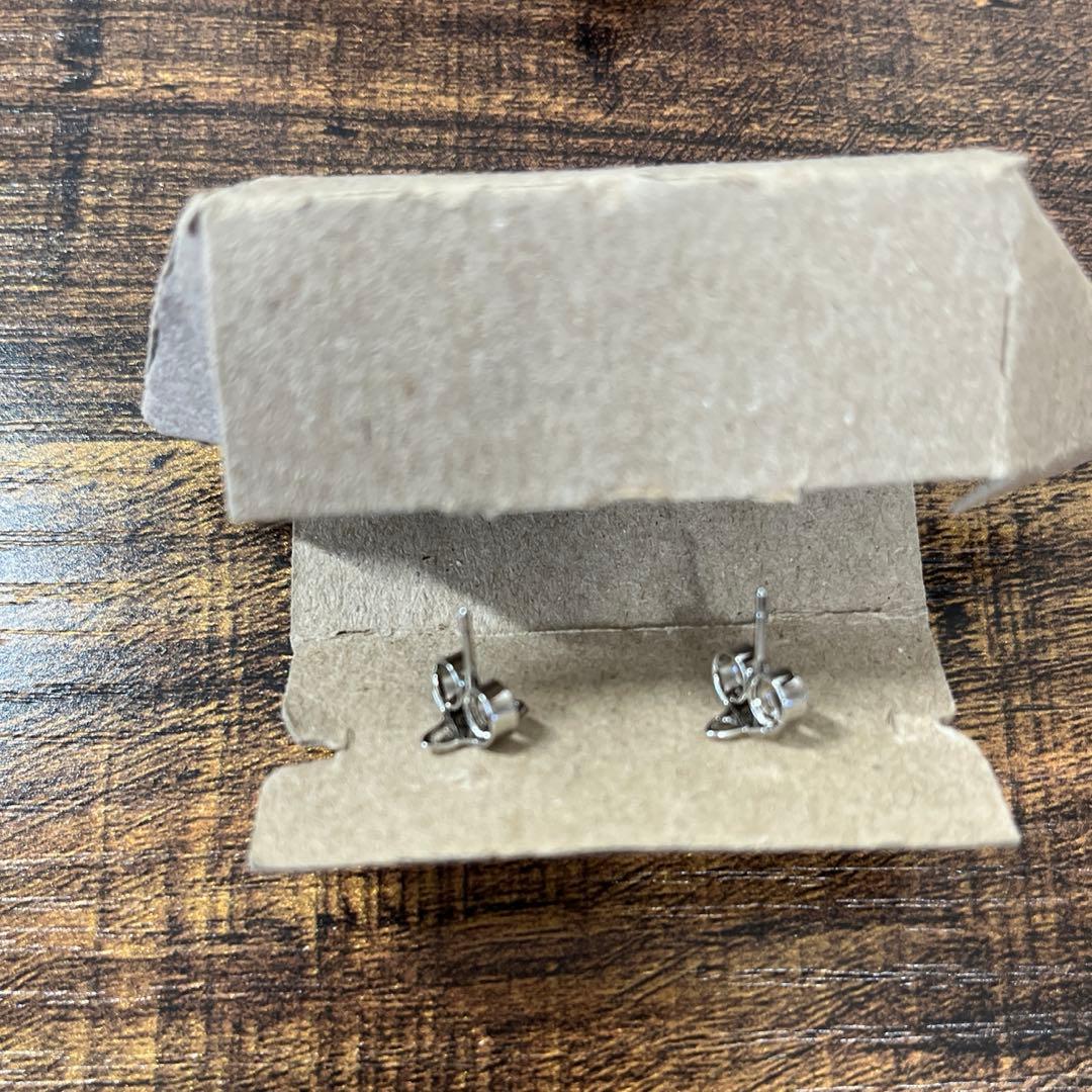 【新品】 Vivienne Westwood ピアス