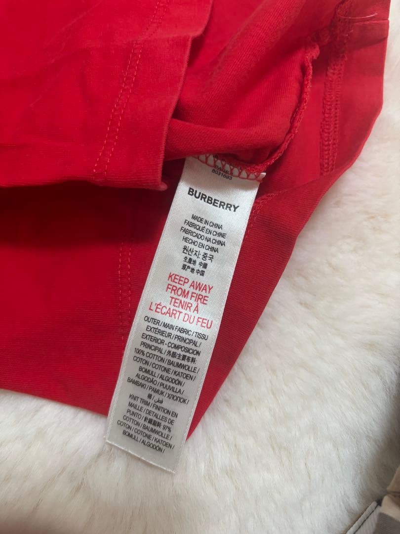 良品　BURBERRY バーバリー　現行タグ　プリーツスカート Tシャツセット