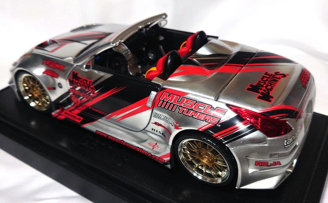 マッスルマシーンズ '04 350Z 1:18 日産 Z33 シルバー