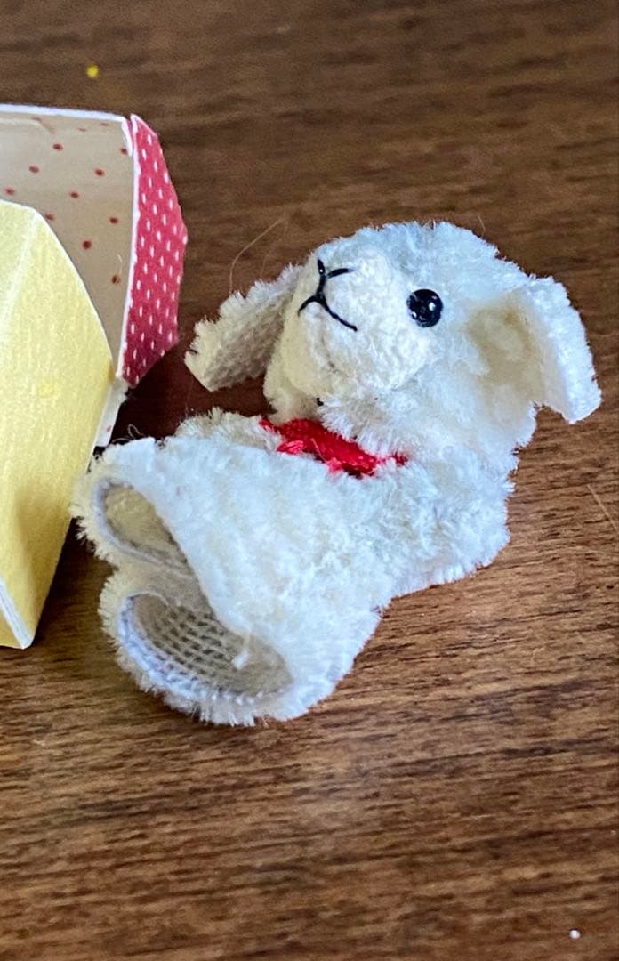 ミニチュア作家NaoColle（なおこれ）さん カワウソと羊のミニマペット