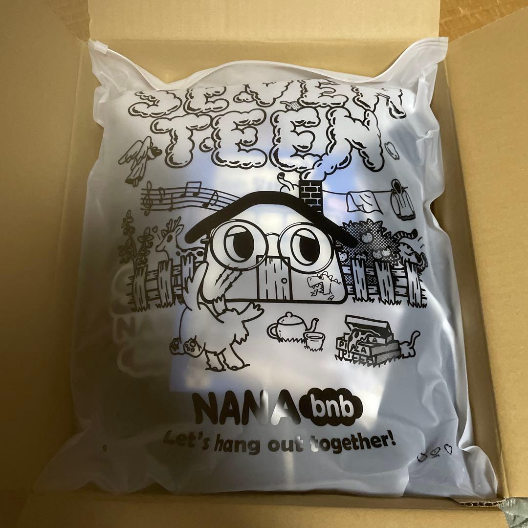 SEVENTEEN NANA bnb フーディー Lサイズ