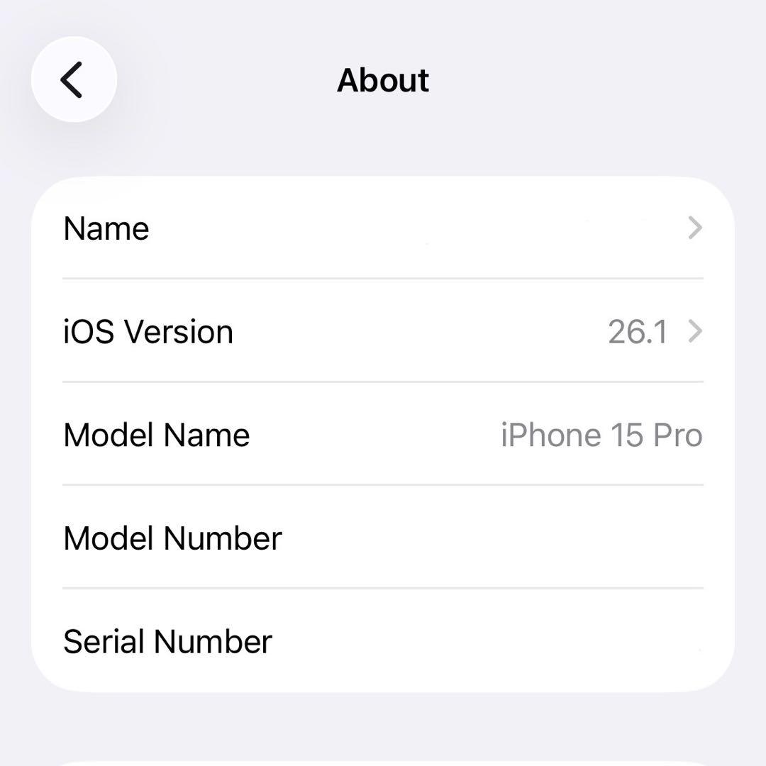 Apple iPhone 15Pro ブラックチタニウム本体