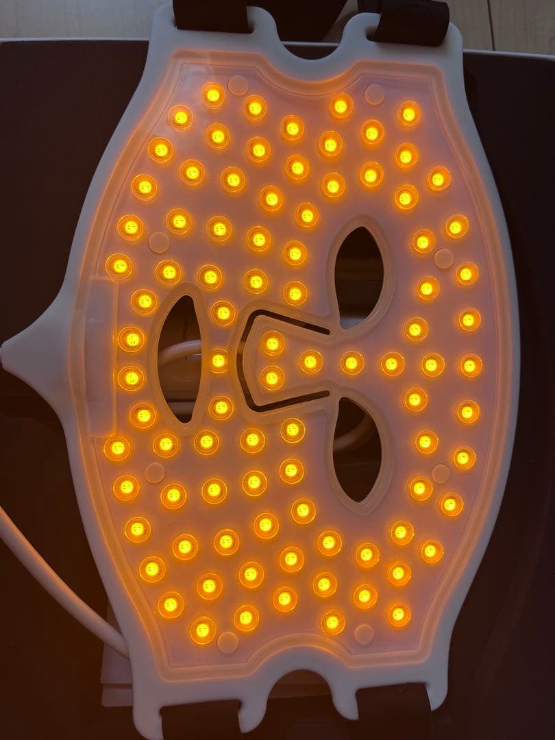 ボディ・フェイスケア CURRENTBODY skin 4-in-1 LED Face Mask