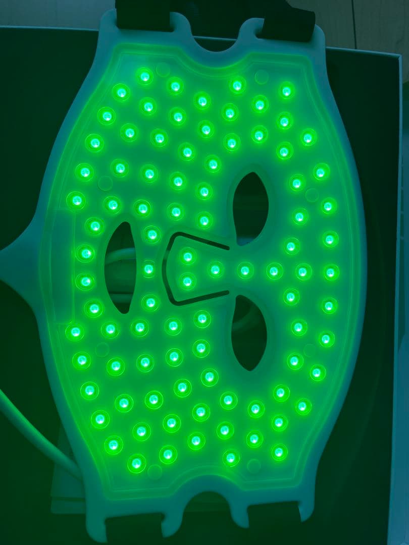 ボディ・フェイスケア CURRENTBODY skin 4-in-1 LED Face Mask