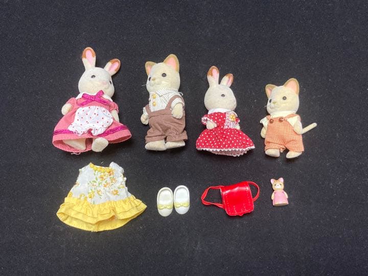 【値下げ】シルバニアファミリー　あかりの灯る大きなお家　家具付き　人形付き