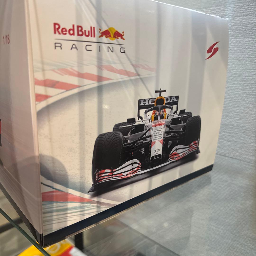 Red Bull Racing Honda RB16 1/18 ミニカー
