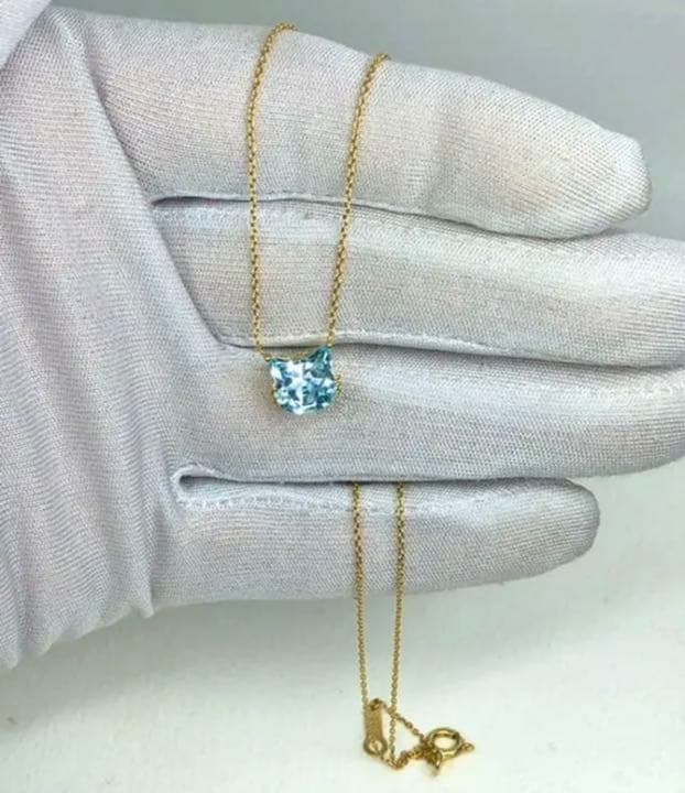 宝石ルース 『限定品！ネコちゃんネックレス！』天然ブルートパーズ　チェーン付