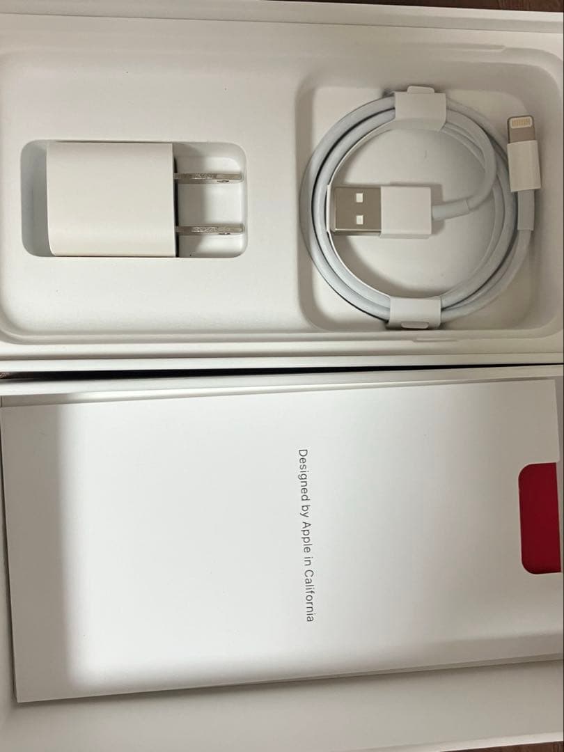 iphonese 第2世代 本体 64