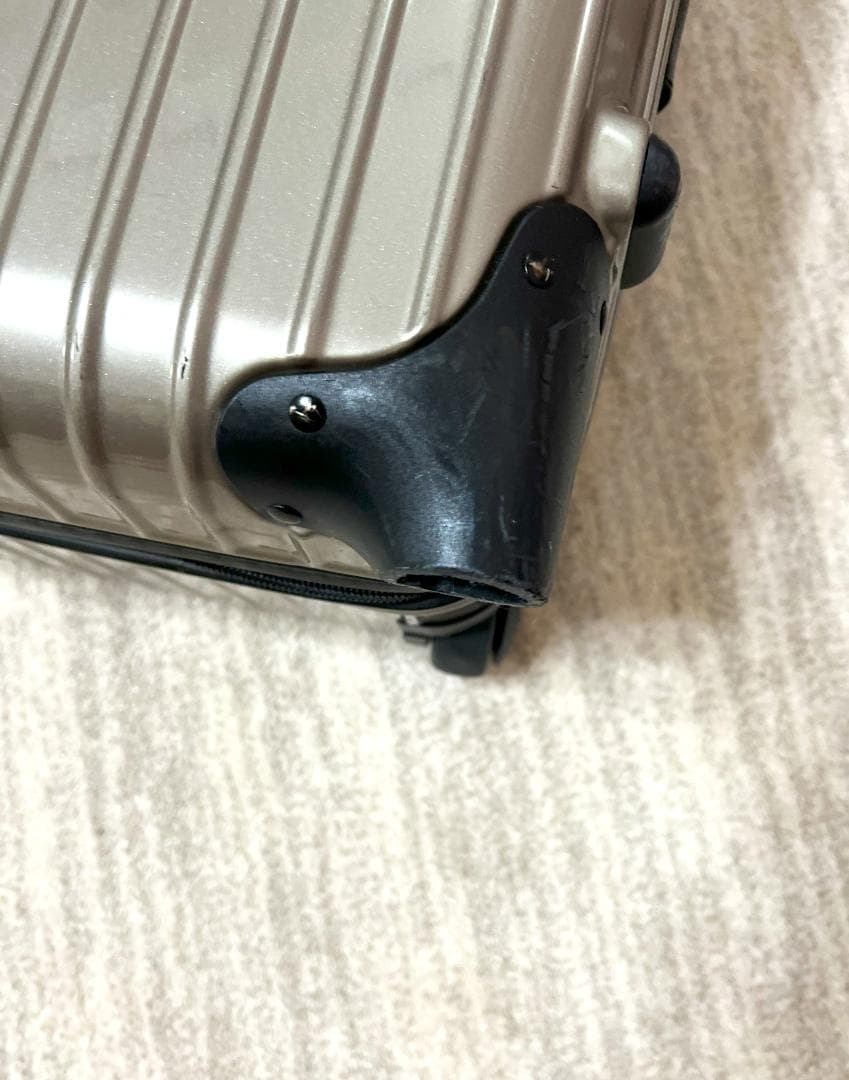 RIMOWA リモワ　サルサ　２輪　８２L　シャンパンゴールド　美品　キャリー