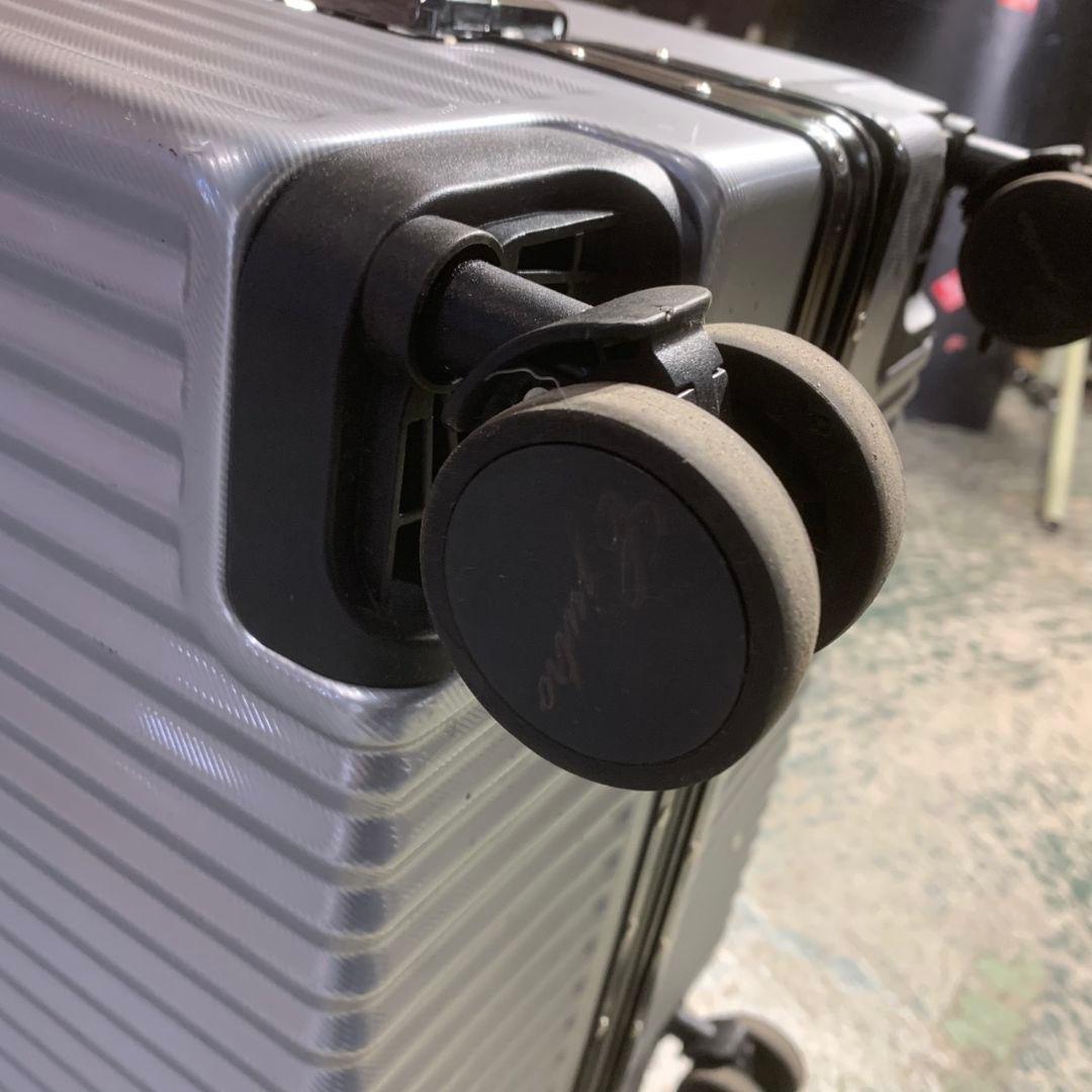 K829 スーツケース 大容量 キャスター ダイヤルロック付き