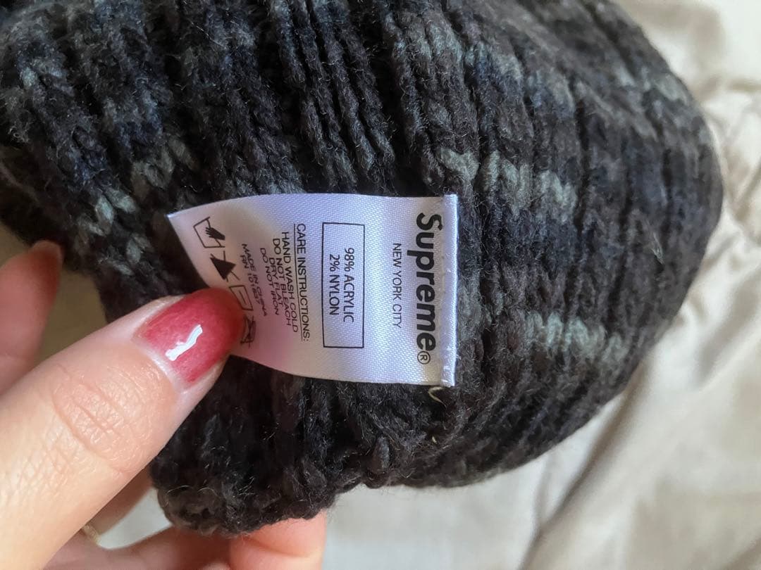 supreme シュプリーム ニット帽 ボンボン