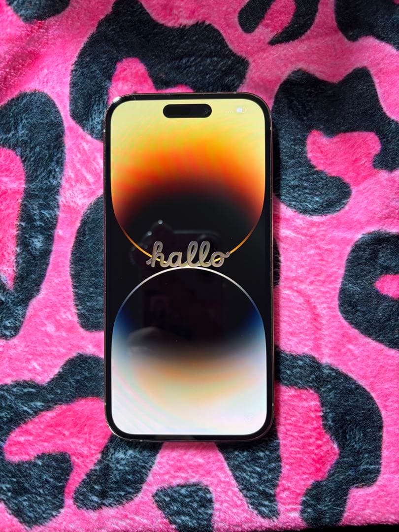 Apple iPhone 14 Pro ゴールド