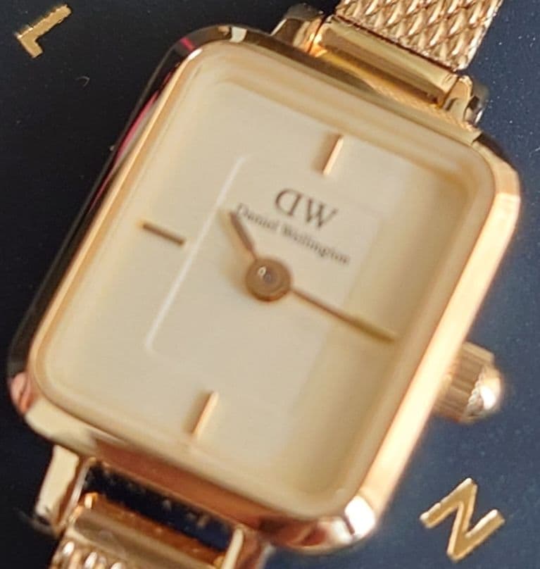 【ママカリ】ダニエルウェリントンQUADRO MINI EVERGOLD