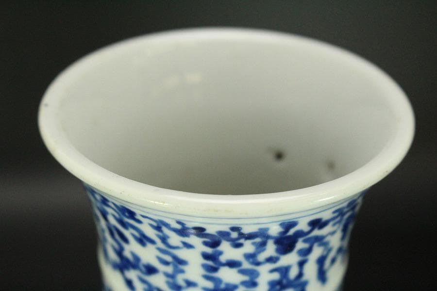 中国美術 青花 纏枝蓮花 武人紋 瓶 高25.5cm(HA374)