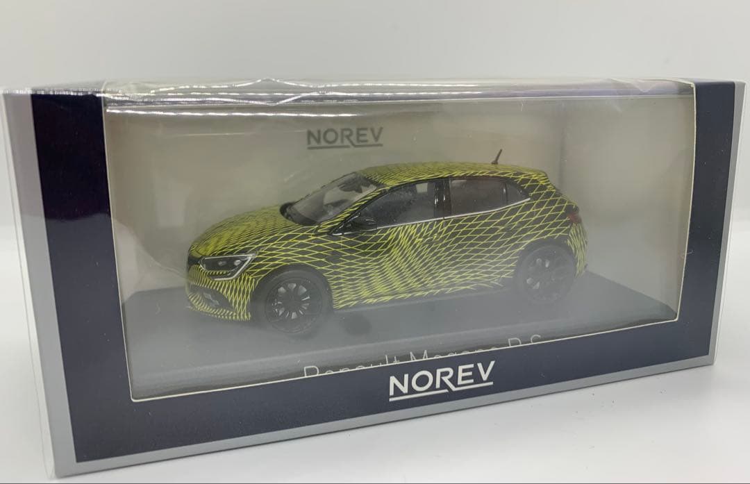 1/43 ルノー・メガーヌ R.S. Test車