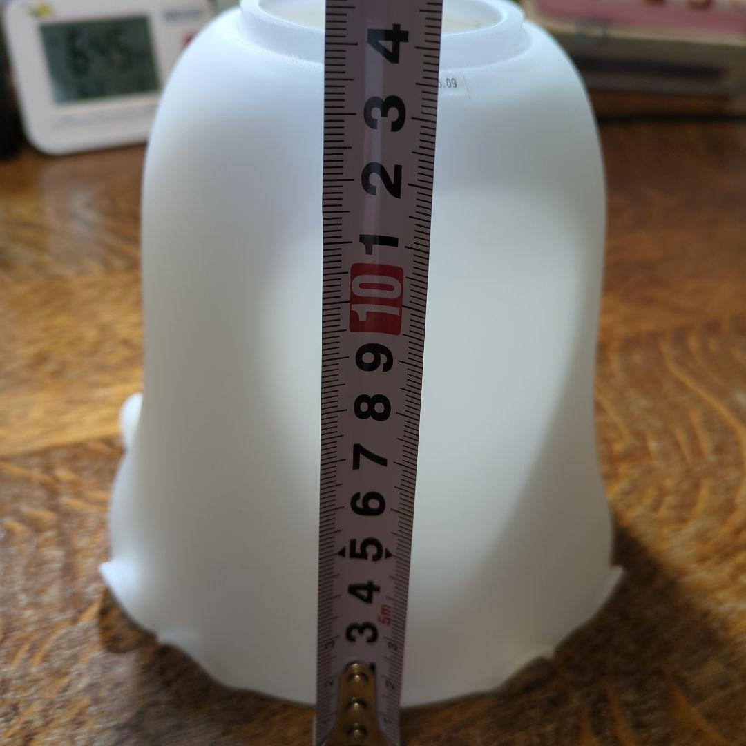 ホワイトガラス 8灯シャンデリア