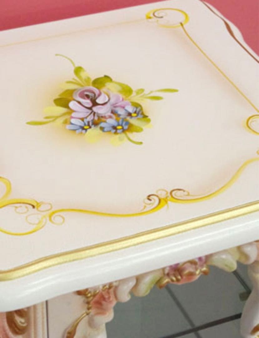 期間限定　破格　美品　ロココキャビネット