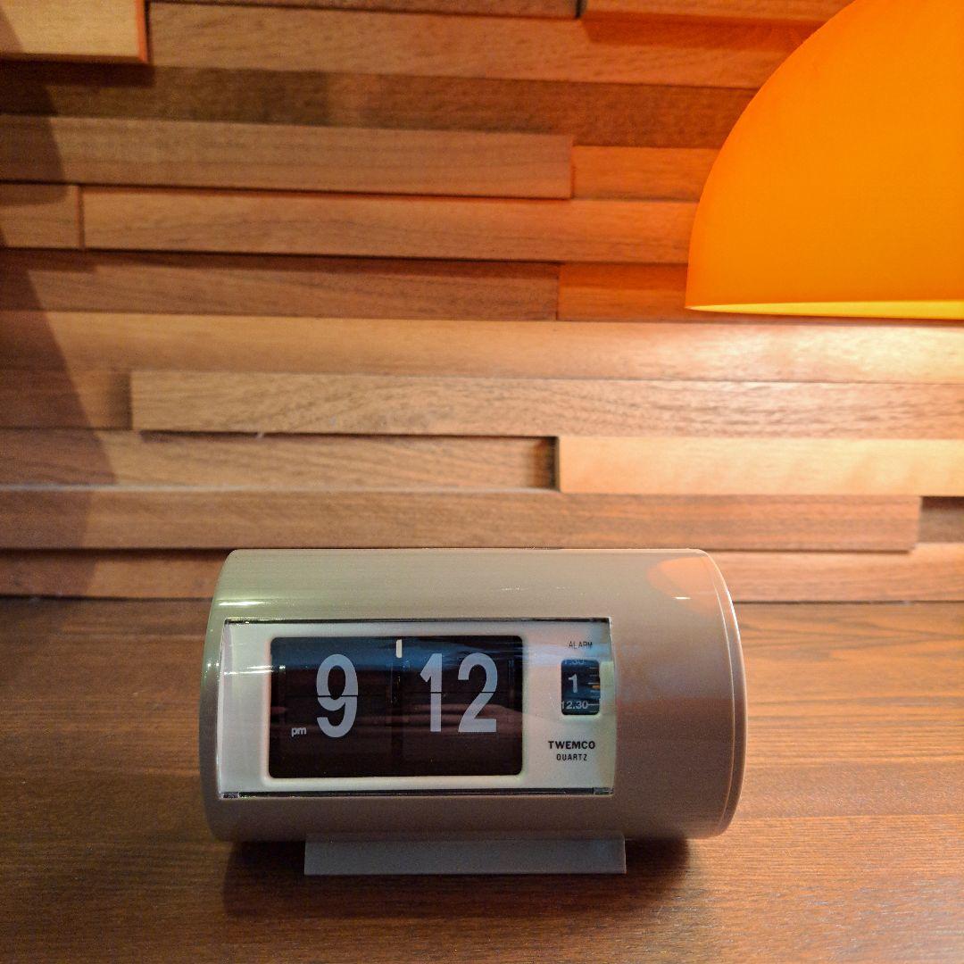 メルカリ最安値！TWEMCO トゥエンコ パタパタ時計 AP-28 GREY