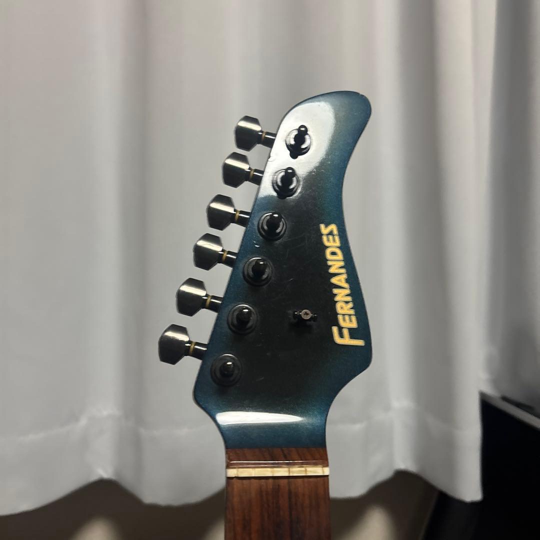 FERNANDES ブラック エレキギター
