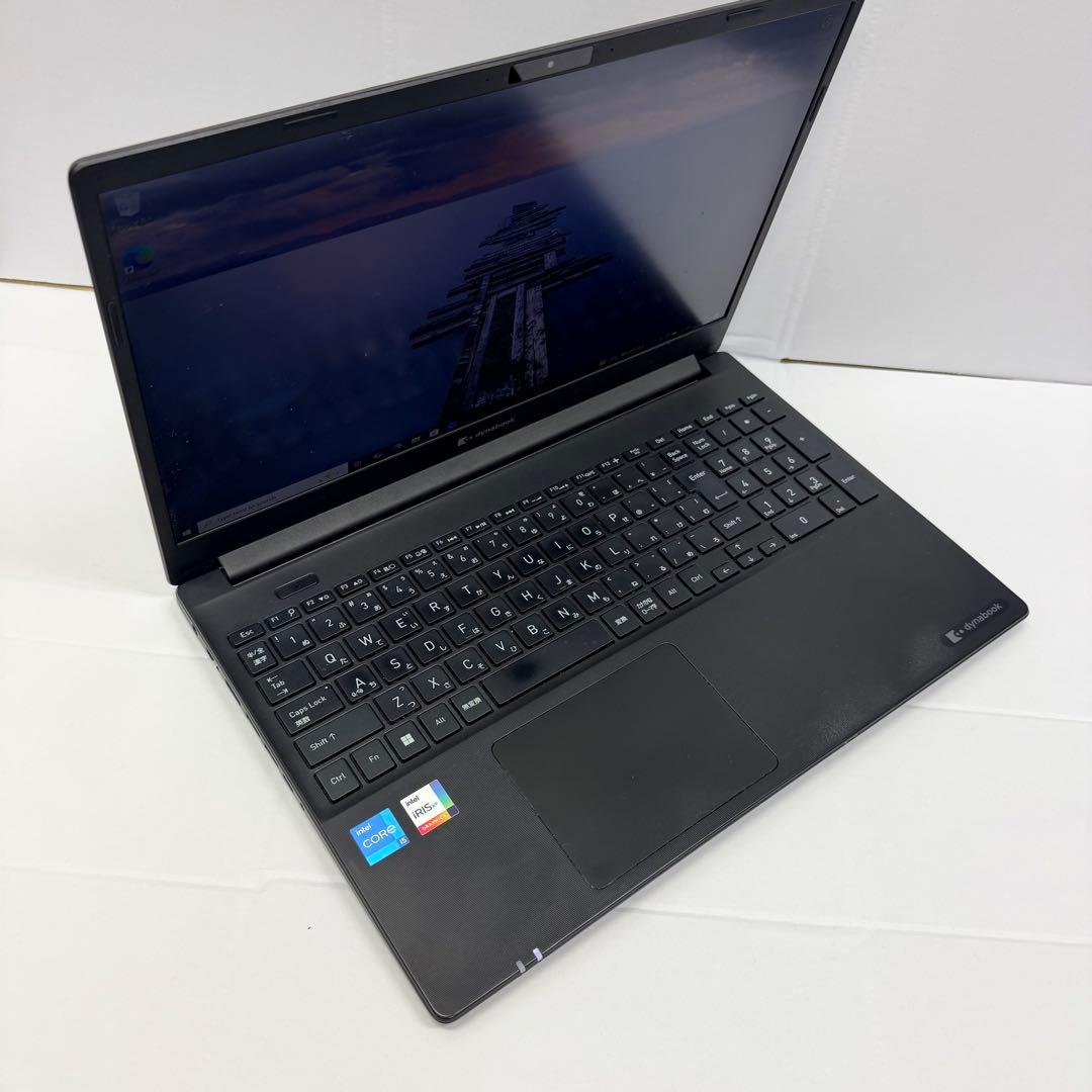 dynabook P55/HT | 第11世代 i5/16GB/256GB