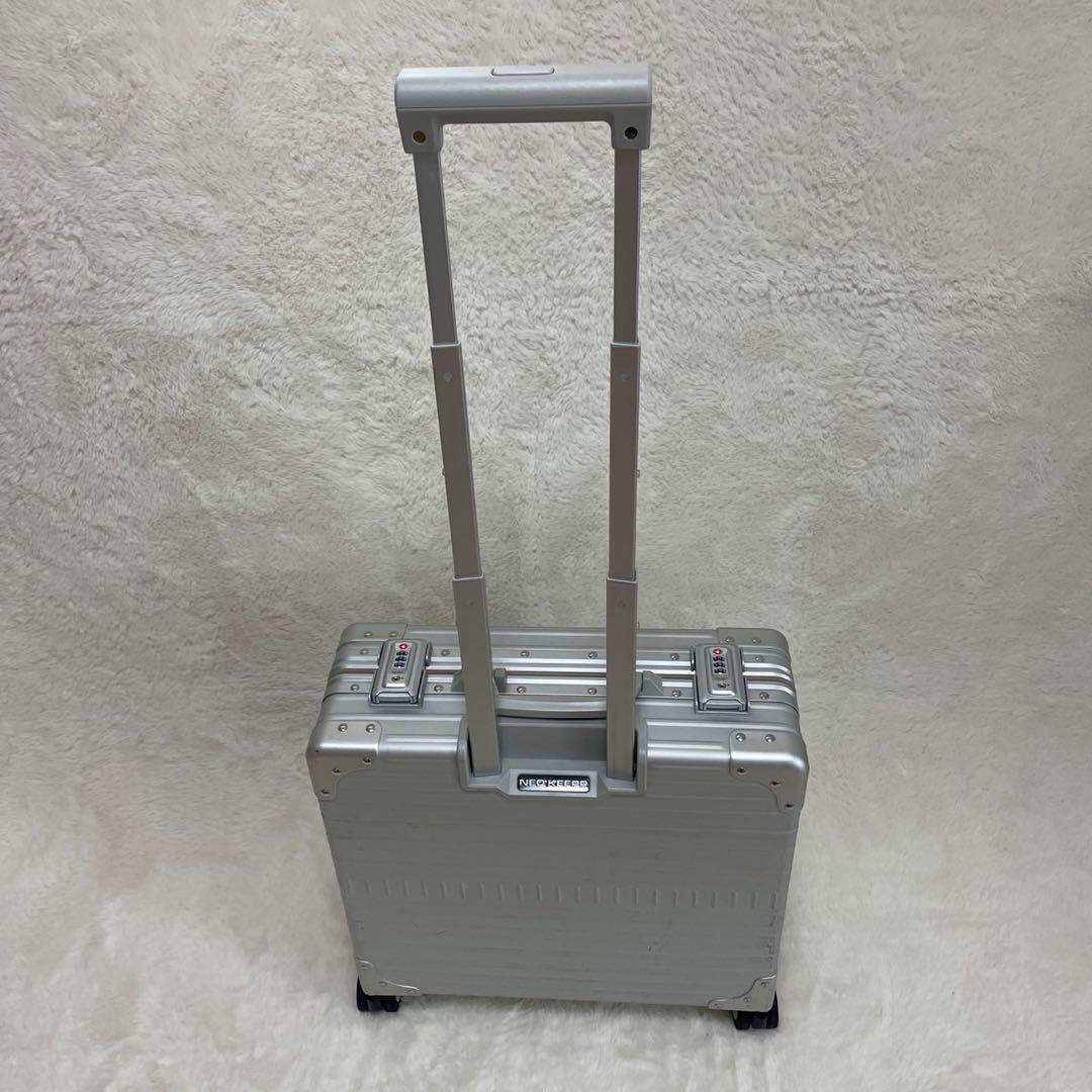ネオキーパー 日崎 A-24VF アルミビジネススーツケース フレームタイプ