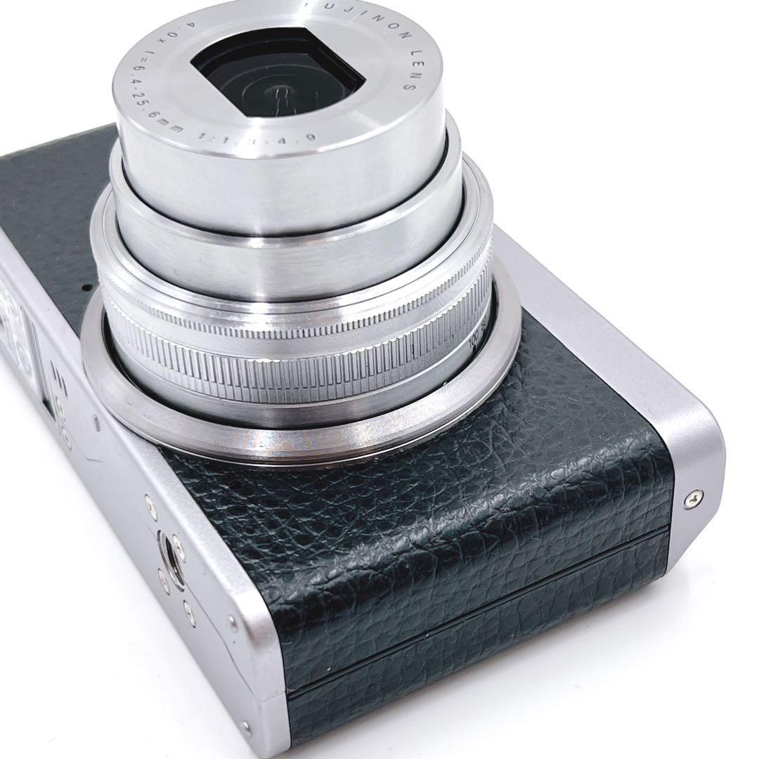 【外観美品】 FUJIFILM XF1 オールドデジカメ　レトロ