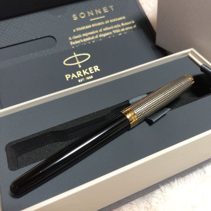 新品未使用 パーカー ソネットプレミアム シルバー&ブラック シズレ 万年筆 F