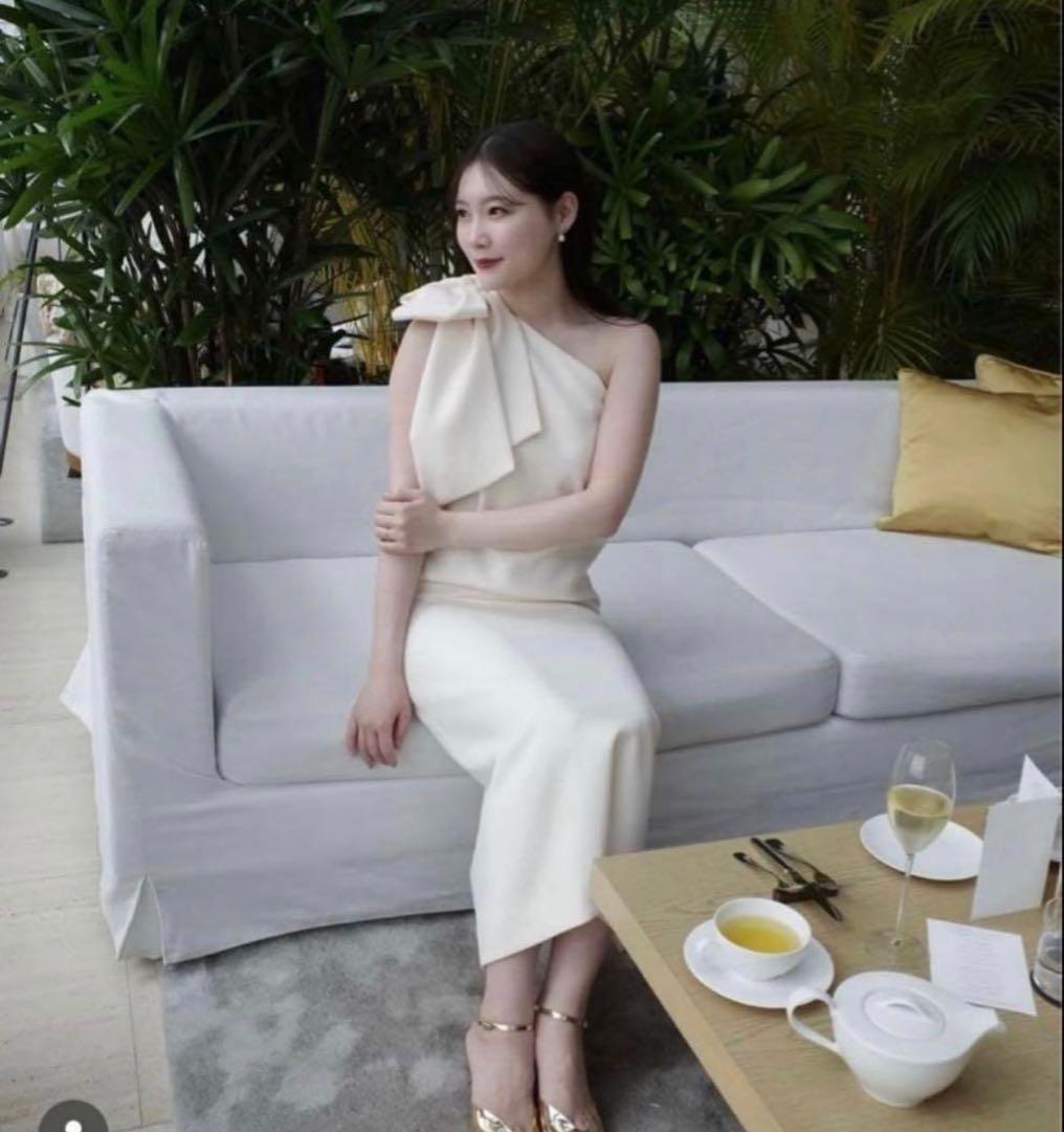 acka ワンショルダーポイントワンピース リボンドレス