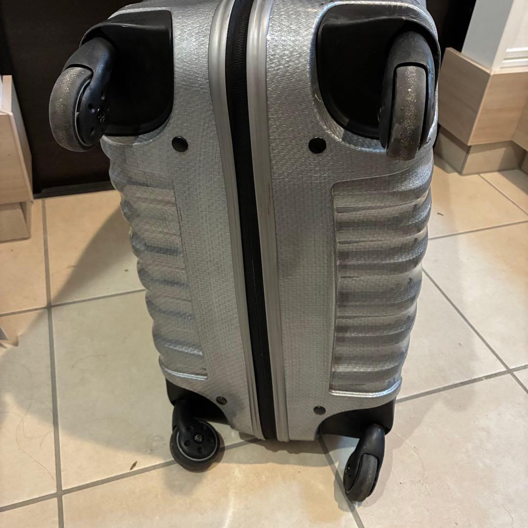 サムソナイト　コスモライト　75 シルバー(94L)