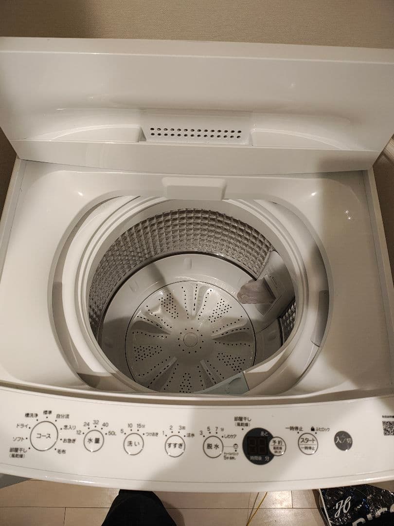 2025年3月購入　ハイアール全自動洗濯機 ホワイト OBBW-60A(W)