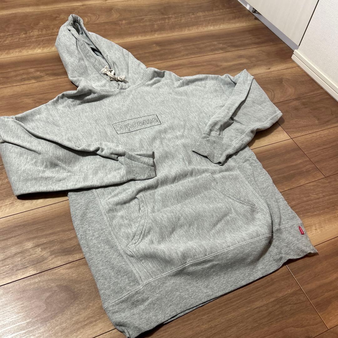 Supreme グレー フード付きパーカー