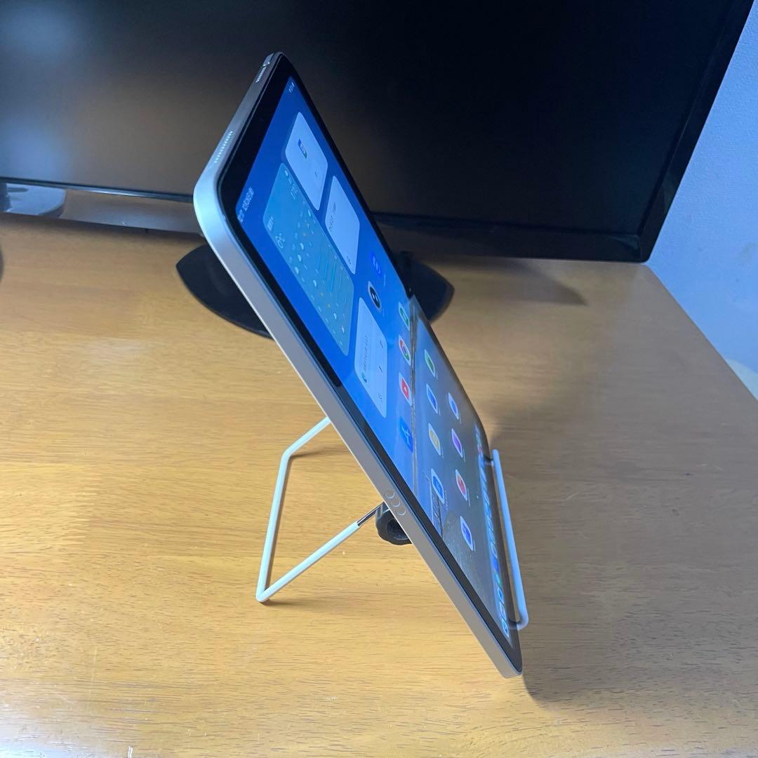 キーボード付き iPad A16 第11世代 バッテリー100%