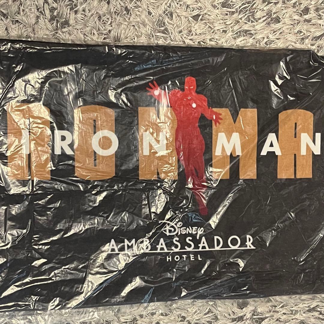 【新品未開封】アイアンマン マーク5 アタッシュケース型 カードケース 枕カバー