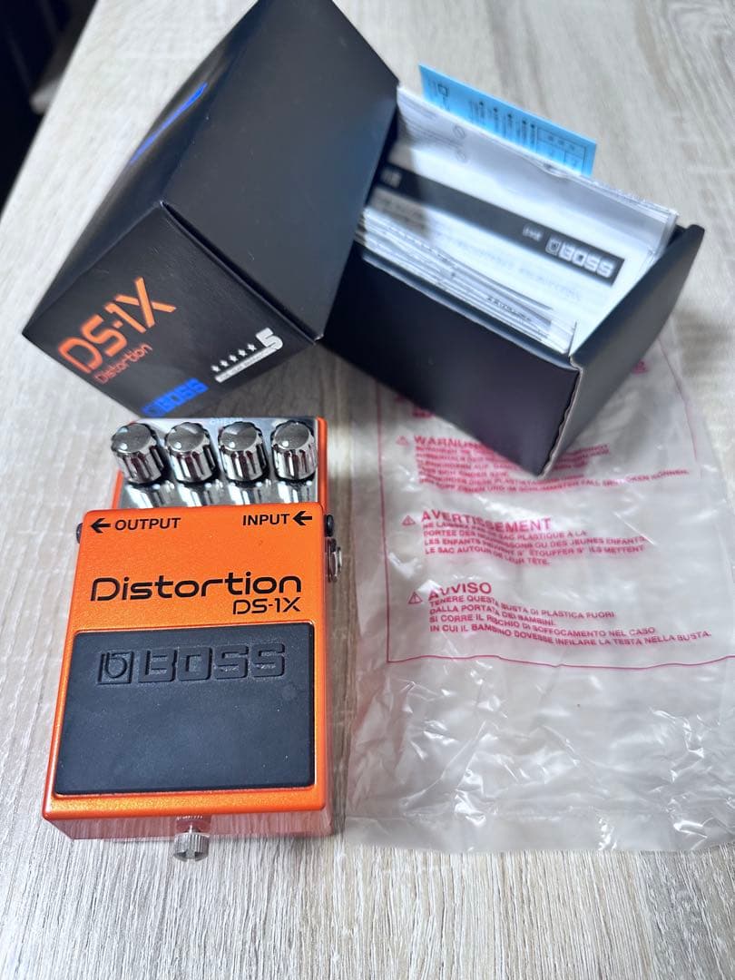 BOSS DS-1X ディストーションペダル